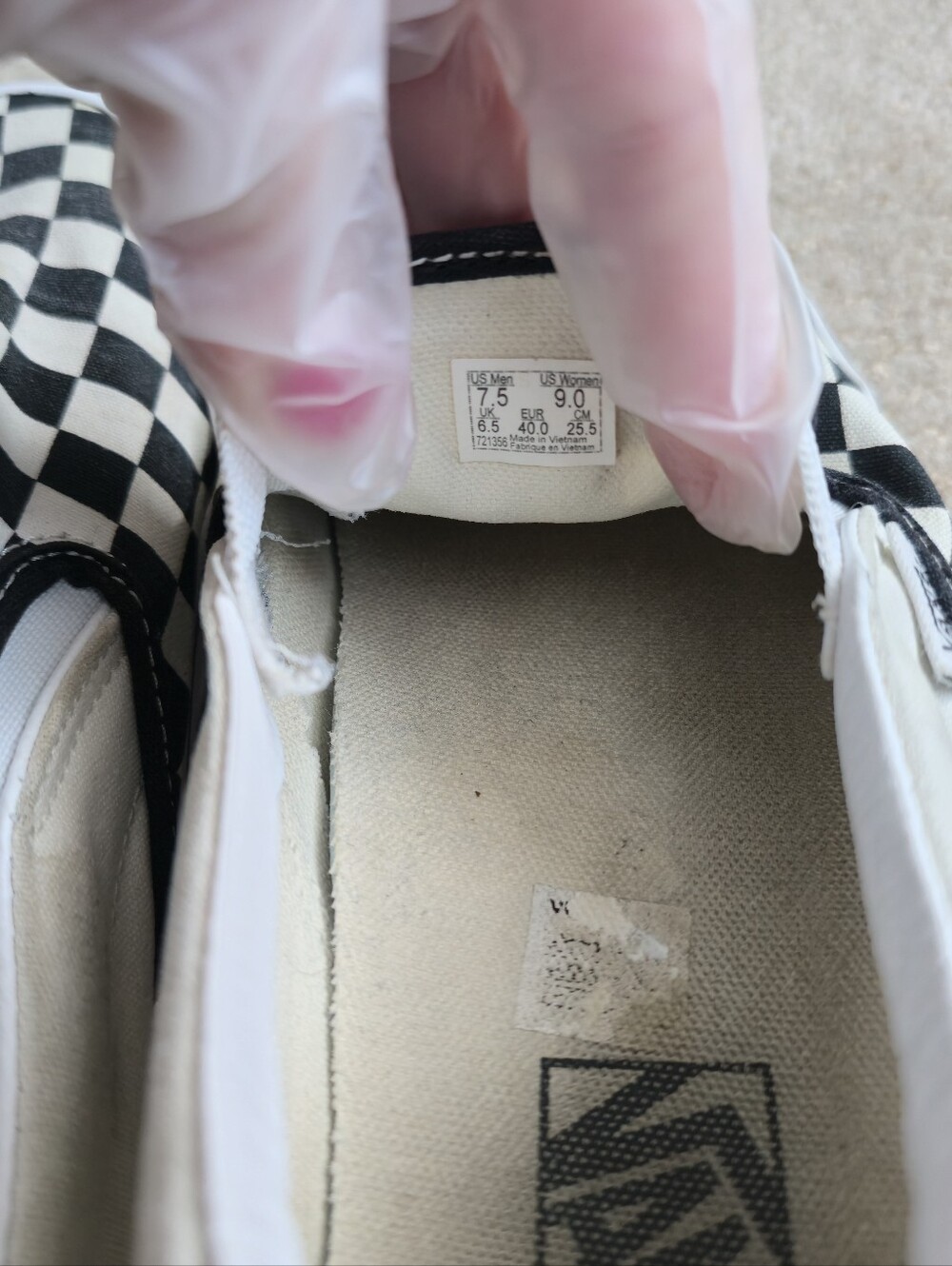 VANS Checkerboard Women's Size 9 Men's Sz 7.5 Slip-On Skate Shoe White Black - Picture 5 of 9